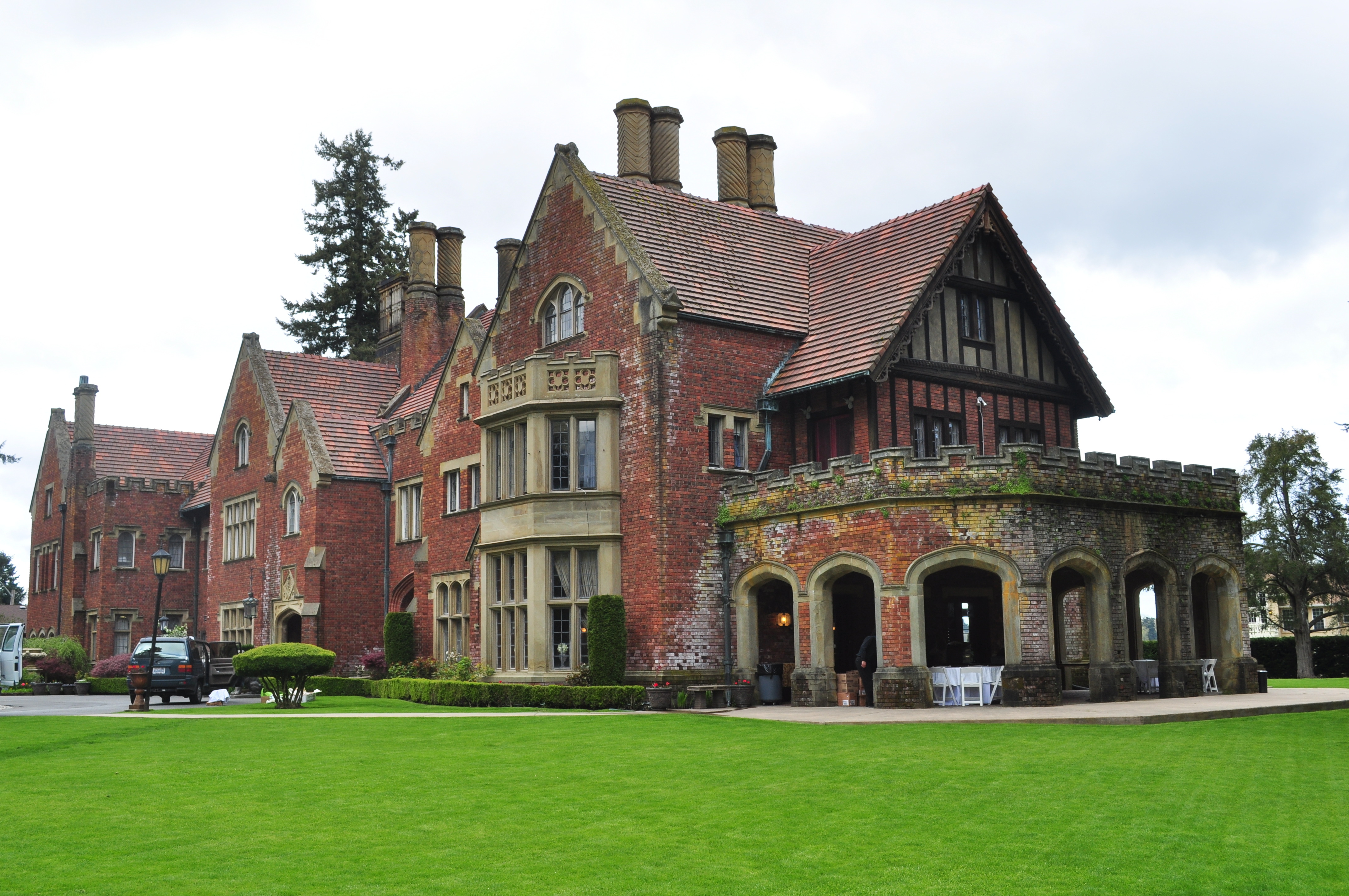 Thornewood Castle, Lakewood Washington