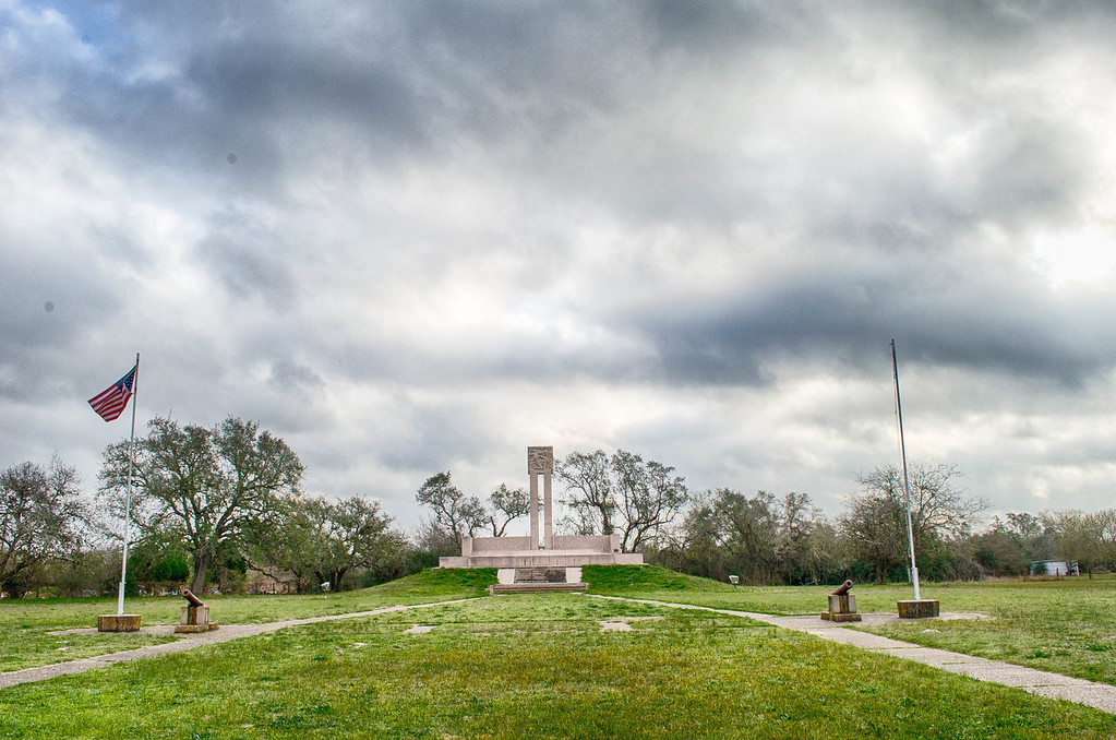 Fannin Burial Monument