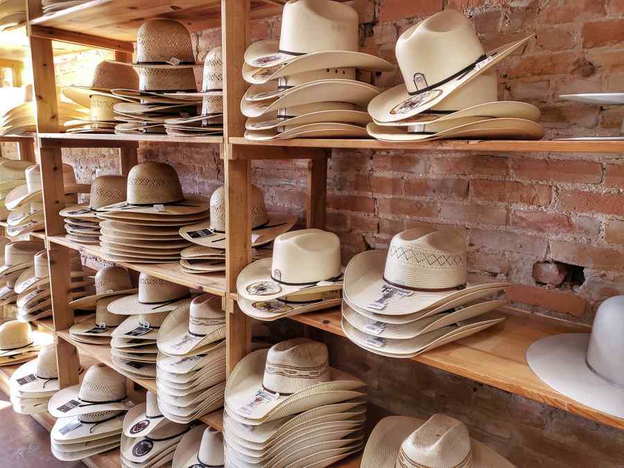 straw cowboy hats