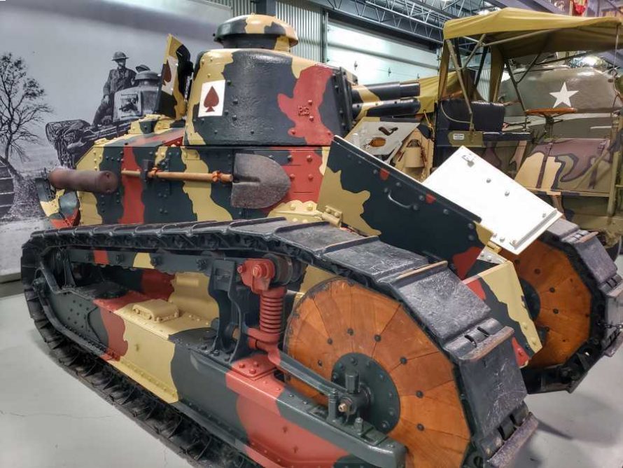 WW1 French Renault Tank